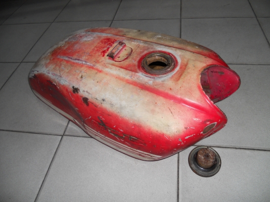 ถังน้ำมัน HONDA รุ่น SS 1 ถังน้ำมัน HONDA รุ่น SS 1