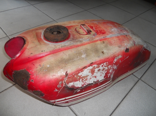 ถังน้ำมัน HONDA รุ่น SS 1 ถังน้ำมัน HONDA รุ่น SS 1