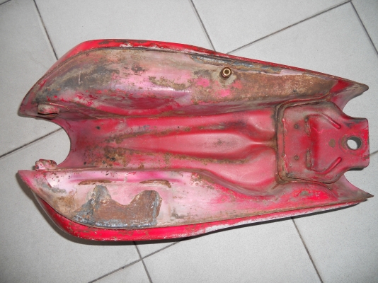 ถังน้ำมัน HONDA รุ่น SS 1 ถังน้ำมัน HONDA รุ่น SS 1