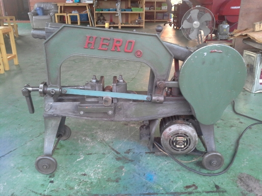 เครื่องเลื่อย HERO ขนาด 14 นิ้ว มอเตอร์ขนาด 1 แรงม้า สำหรับตัดงานหนักโดยเฉพาะ ระบบตัดอัตโนมัติ ใช้ไฟบ้าน พร้อมใช้งาน