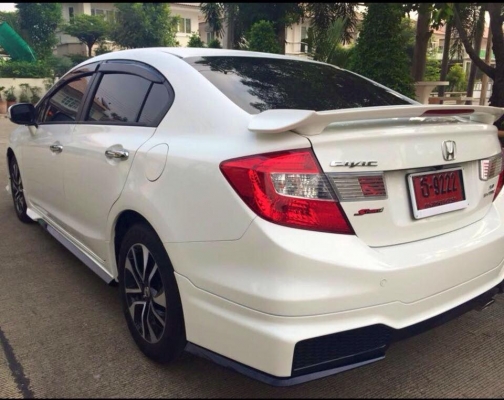 HONDA CIVIC 2015-ES AT ป้ายแดง