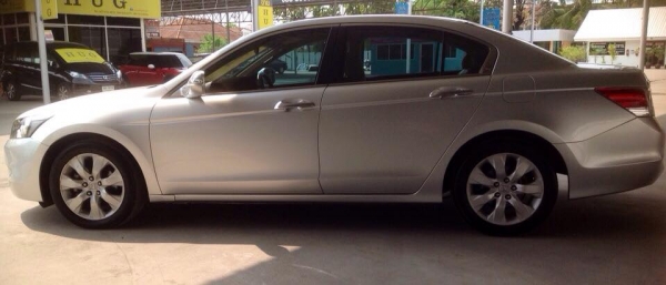 ขาย HONDA ACCORD 2010-2.4el  สีบรอนซ์เงิน