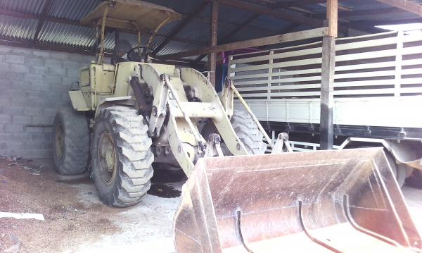 ขายด่วนรถตักล้อยางCAT920เอวอ่อนรถสวยสภาพพร้อมใช้งาน