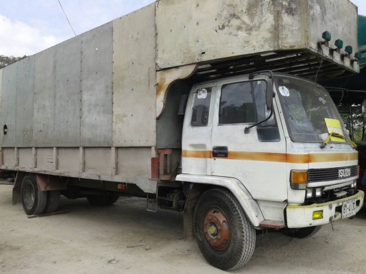 หกล้อใหญ่ อีซูซุ FRR-175แรงยาว7.20เมตร สภาพดีพร้อมใช้งาน ทะเบียนพร้อมโอน