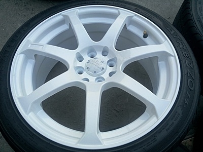 ขายล้อ JRD ขอบ17 4รู100/114 กว้าง7 พร้อมยาง 4 ล้อ ขายล้อ JRD ขอบ17 4รู100/114 กว้าง7 พร้อมยาง 4 ล้อ