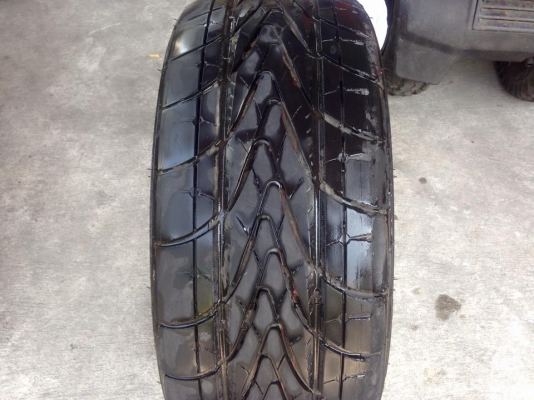 ยาง ขอบ17 245/45/17 ปี14 สวยๆเลย 1คู่