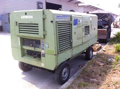 เครื่องปั๊มลม AIRMAN PDS655SD-4B2 Tel.098-858-5524 สามภพครับ