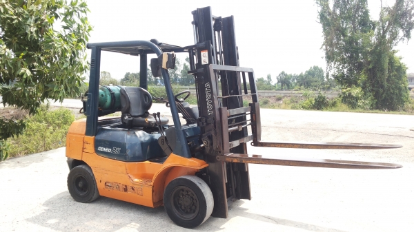 ขายด่วนรถยก TOYOTA 7FGรุ่นใหม่รองทอบยก2.5ตันเสาสูง3เมตรรถนอกนำเข้ายังไม่เคยใช้งานในเมืองไทยเลย=รุ่นใหม่ขายถูกๆๆ ขายด่วนรถยก TOYOTA 7FGรุ่นใหม่รองทอบยก2.5ตันเสาสูง3เมตรรถนอกนำเข้ายังไม่เคยใช้งานในเมืองไทยเลย=รุ่นใหม่ขายถูกๆๆ