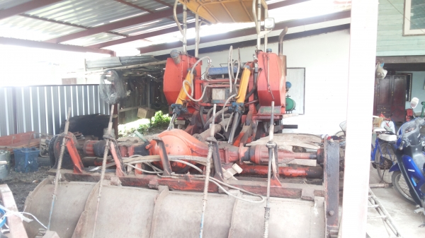 ขายด่วนรถตีดินไทยเจริญตัวเดิน 12HT เครื่อง P11 320 เเรงปั้มไดกิ้นเบอร์22 รถพร้อมใช้ขายถูกๆเครื่องดีปั้มเเรงช่วงล่างสายเต็มรถพร้อมใช้เจ้าของขายเองเพราะลูกน้องเเกแลเจ้าของใช้รักษาดีเครื่องเเน่นปั้มเเรงพร้อมตี  โทรติดต่อเข้าดูทดลองขับต่อลองราคากับเจ้าขอ