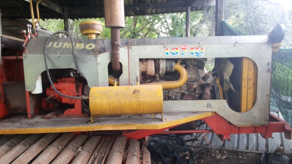 ขายด่วนรถตีดินไทยเจริญตัวเดิน 12HT เครื่อง P11 320 เเรงปั้มไดกิ้นเบอร์22 รถพร้อมใช้ขายถูกๆเครื่องดีปั้มเเรงช่วงล่างสายเต็มรถพร้อมใช้เจ้าของขายเองเพราะลูกน้องเเกแลเจ้าของใช้รักษาดีเครื่องเเน่นปั้มเเรงพร้อมตี  โทรติดต่อเข้าดูทดลองขับต่อลองราคากับเจ้าขอ