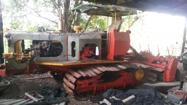 ขายด่วนรถตีดินไทยเจริญตัวเดิน 12HT เครื่อง P11 320 เเรงปั้มไดกิ้นเบอร์22 รถพร้อมใช้ขายถูกๆเครื่องดีปั้มเเรงช่วงล่างสายเต็มรถพร้อมใช้เจ้าของขายเองเพราะลูกน้องเเกแลเจ้าของใช้รักษาดีเครื่องเเน่นปั้มเเรงพร้อมตี  โทรติดต่อเข้าดูทดลองขับต่อลองราคากับเจ้าขอ