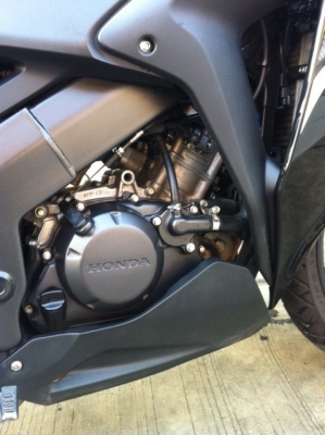 ขาย cbr150iสีดำ ปี2014 ราคา 54,000 บาท ราคานี้ต่อรองได้ ขาย cbr150iสีดำ ปี2014 ราคา 54,000 บาท ราคานี้ต่อรองได้