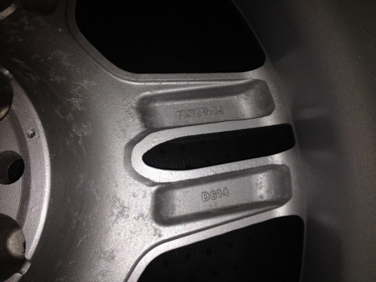 ล้อ benzเเท้ 18 หน้า8ครึ่งหลัง9ครึ่งอ๊อฟ35กับ32เก่าญี่ปุ่นเเท้สภาพสวยๆ ล้อ benzเเท้ 18 หน้า8ครึ่งหลัง9ครึ่งอ๊อฟ35กับ32เก่าญี่ปุ่นเเท้สภาพสวยๆ