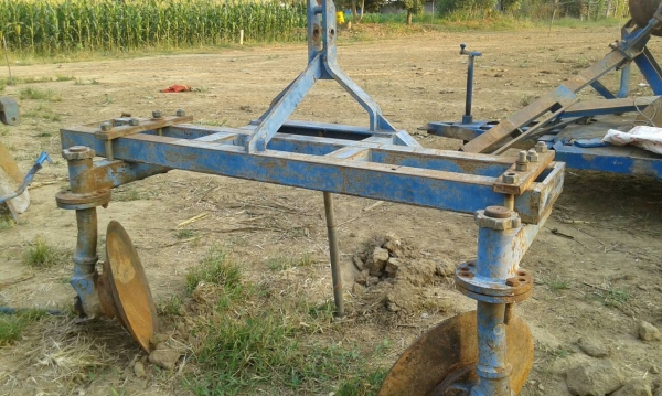 ขายผานยกร่องสำหรับรถไถใหญ่ พร้อมใช้