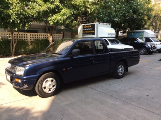 ขายรถกระบะมิตซู สตราด้าปี96 เครื่องเดิม 2.8 เกียร์ธรรมดา เพาเวอร์ ภายในสะอาดเบาะหนังไม่มีขาด แอร์เย็น วิทยุCD ตัวถังเดิมๆห้องเครืองเดิม คานหน้าเดิมๆ สีมีริ้วรอย กระบะแม็กไลเนอร์พร้อม คัสซีดีไม่มีผุ ยางดี รถขับดีเลยครับ ประหยัด พร้อมใช้งานได้เลยครับ ภาษีไม