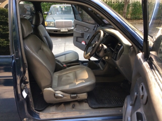 ขายรถกระบะมิตซู สตราด้าปี96 เครื่องเดิม 2.8 เกียร์ธรรมดา เพาเวอร์ ภายในสะอาดเบาะหนังไม่มีขาด แอร์เย็น วิทยุCD ตัวถังเดิมๆห้องเครืองเดิม คานหน้าเดิมๆ สีมีริ้วรอย กระบะแม็กไลเนอร์พร้อม คัสซีดีไม่มีผุ ยางดี รถขับดีเลยครับ ประหยัด พร้อมใช้งานได้เลยครับ ภาษีไม