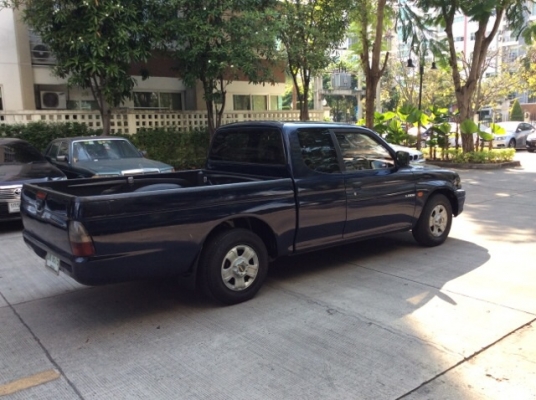 ขายรถกระบะมิตซู สตราด้าปี96 เครื่องเดิม 2.8 เกียร์ธรรมดา เพาเวอร์ ภายในสะอาดเบาะหนังไม่มีขาด แอร์เย็น วิทยุCD ตัวถังเดิมๆห้องเครืองเดิม คานหน้าเดิมๆ สีมีริ้วรอย กระบะแม็กไลเนอร์พร้อม คัสซีดีไม่มีผุ ยางดี รถขับดีเลยครับ ประหยัด พร้อมใช้งานได้เลยครับ ภาษีไม