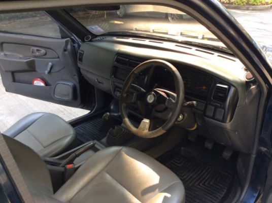 ขายรถกระบะมิตซู สตราด้าปี96 เครื่องเดิม 2.8 เกียร์ธรรมดา เพาเวอร์ ภายในสะอาดเบาะหนังไม่มีขาด แอร์เย็น วิทยุCD ตัวถังเดิมๆห้องเครืองเดิม คานหน้าเดิมๆ สีมีริ้วรอย กระบะแม็กไลเนอร์พร้อม คัสซีดีไม่มีผุ ยางดี รถขับดีเลยครับ ประหยัด พร้อมใช้งานได้เลยครับ ภาษีไม