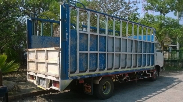 ขาย 6 ล้อ HINO KM779 กระบะยาว 5.50 เมตร เครื่องแน่น คัสซีสวย พวงมาลัยพาวเวอร์ ทะเบียนพร้อมโอน ราคาต่อรองได้ครับ ขาย 6 ล้อ HINO KM779 กระบะยาว 5.50 เมตร เครื่องแน่น คัสซีสวย พวงมาลัยพาวเวอร์ ทะเบียนพร้อมโอน ราคาต่อรองได้ครับ