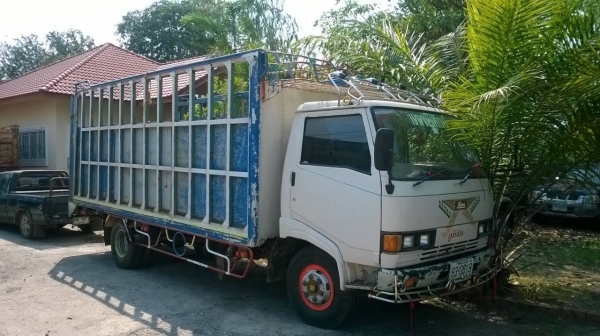 ขาย 6 ล้อ HINO KM779 กระบะยาว 5.50 เมตร เครื่องแน่น คัสซีสวย พวงมาลัยพาวเวอร์ ทะเบียนพร้อมโอน ราคาต่อรองได้ครับ