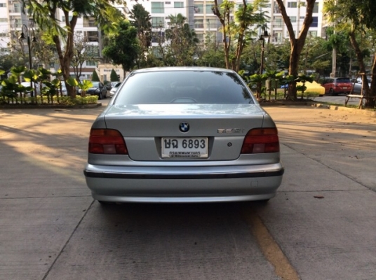 ขายรถบีเอ็ม E39 523i ปี2000 เครื่องเดิม 2.4 เกียร์ออโต้ เพาเวอร์ ไฟฟ้าทั้งคัน เบาะหนังแท้ปรับไฟฟ้า ลายไม้หรูหรา แอร์ดิจิตอล วิทยุCD abs/airbag8ใบ ตัวถังเดิมๆ สีเต็มเงา แม็กbbsขอบ17" รถขับดี ช่วงล่างแน่นหนึบ พร้อมใช้งานได้เลยครับ ภาษีไม่ขาดต่อ เอกสารพ ขายรถบีเอ็ม E39 523i ปี2000 เครื่องเดิม 2.4 เกียร์ออโต้ เพาเวอร์ ไฟฟ้าทั้งคัน เบาะหนังแท้ปรับไฟฟ้า ลายไม้หรูหรา แอร์ดิจิตอล วิทยุCD abs/airbag8ใบ ตัวถังเดิมๆ สีเต็มเงา แม็กbbsขอบ17" รถขับดี ช่วงล่างแน่นหนึบ พร้อมใช้งานได้เลยครับ ภาษีไม่ขาดต่อ เอกสารพ