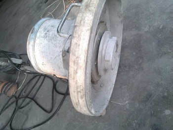 เครื่องขัดพื้น ไฟ 220 โวล ราคาตัวละ 7,500 บาท เครื่องขัดพื้น ไฟ 220 โวล ราคาตัวละ 7,500 บาท