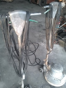 เครื่องขัดพื้น ไฟ 220 โวล ราคาตัวละ 7,500 บาท เครื่องขัดพื้น ไฟ 220 โวล ราคาตัวละ 7,500 บาท