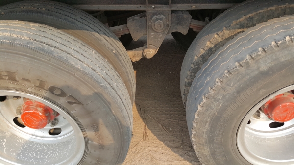 ขายดาวน์รถพ่วง 22 ล้อ 2 เพลา กระบะเหล็กคอกเกษตรดั้ม ISUZU 360 ปี.56 วิ้งแค่.240000 กว่าๆกิโล รถสวยๆขายถูกๆแค่.1200000 เท่านั้น พร้อมประกันชั้น.1