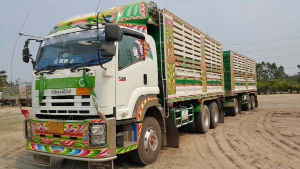ขายดาวน์รถพ่วง 22 ล้อ 2 เพลา กระบะเหล็กคอกเกษตรดั้ม ISUZU 360 ปี.56 วิ้งแค่.240000 กว่าๆกิโล รถสวยๆขายถูกๆแค่.1200000 เท่านั้น พร้อมประกันชั้น.1