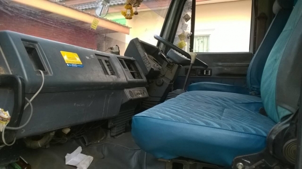 ขายรถล่อง 10 ล้อเพลาเดียวไม่ดั้ม ISUZU ROCKY 195 สภาพสวยพร้อมใช้งาน คัสซีสวยตลอดเส้น กระบะมิเนียม พาวเวอร์ เบรคทิฟฟี่ ทะเบียนพร้อมโอนครับ ขายรถล่อง 10 ล้อเพลาเดียวไม่ดั้ม ISUZU ROCKY 195 สภาพสวยพร้อมใช้งาน คัสซีสวยตลอดเส้น กระบะมิเนียม พาวเวอร์ เบรคทิฟฟี่ ทะเบียนพร้อมโอนครับ