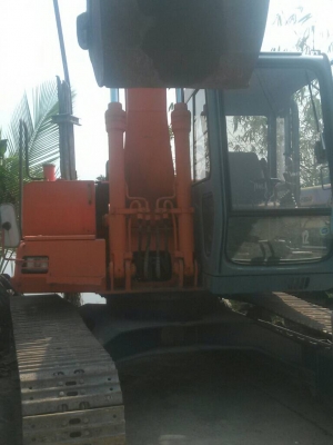 ขายด่วน HITACHI EX120-3  เก่า ญี่ปุน  สภาพสวยมากๆๆ   เครื่องดี  ปั๊มดี  เอวแน่น  ไฟฟ้าครบ  พร้อมใช้งาน  โทร 089-3818694 ดวงนภา เตียวตระกูล