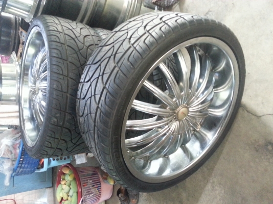 ขอบ24  ใหญ่ๆสวยๆ ใส่กระบะ6รูถอยมาเป็นแสนขายถูกๆจ้า