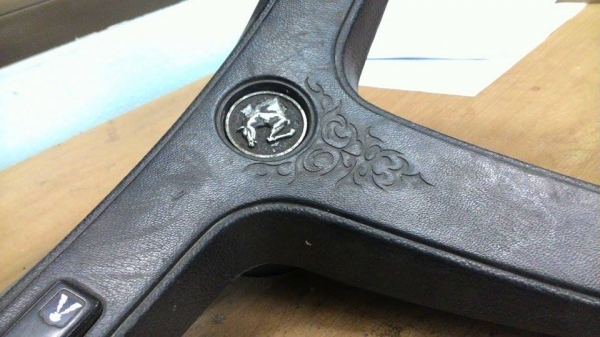 ขายพวงมาลัย Mitsubishi colt แถมโลโก้ด้วย ขายพวงมาลัย Mitsubishi colt แถมโลโก้ด้วย