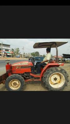 นากาโน้ 35แรง มีใบดัน พาน5หนึ่งพวง โฟวิน เครื่องเกียร์ผ่าน สนใจติดต่อ 0895405123  อ๊อด