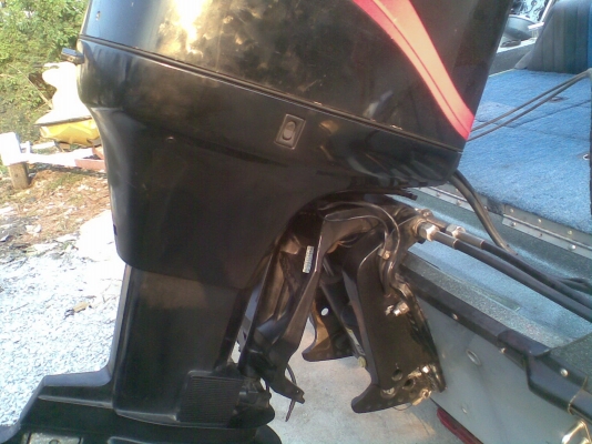 ขายเรือ Ranger 363V 18ฟุต พร้อมเครื่อง Mercury 125