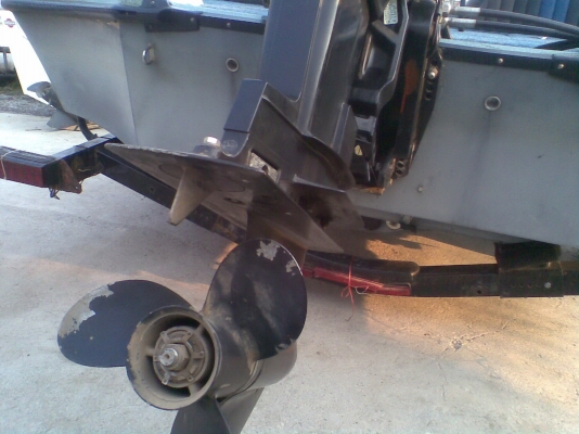 ขายเรือ Ranger 363V 18ฟุต พร้อมเครื่อง Mercury 125