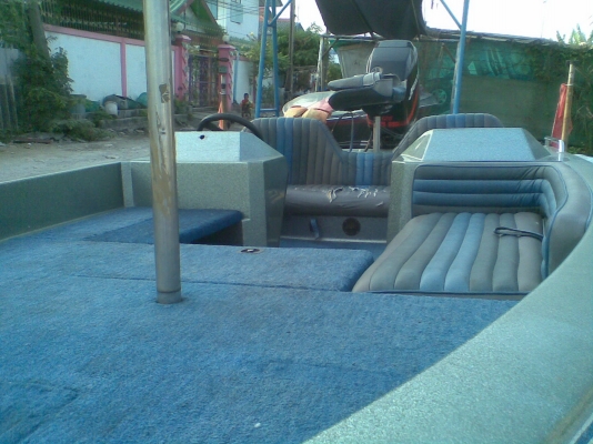 ขายเรือ Ranger 363V 18ฟุต พร้อมเครื่อง Mercury 125