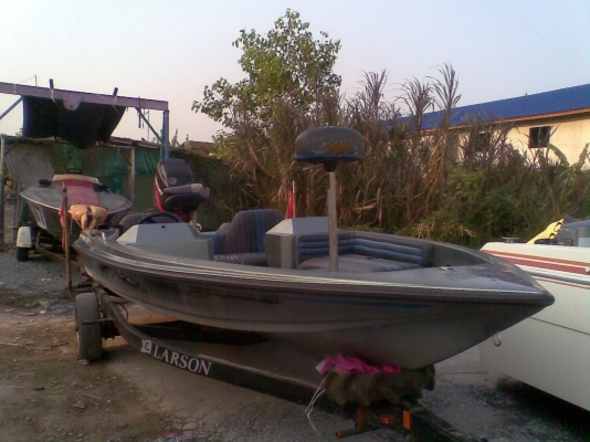 ขายเรือ Ranger 363V 18ฟุต พร้อมเครื่อง Mercury 125