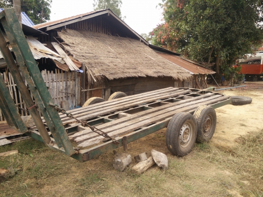 ขายรถพ่วงลากรถไถ รถเกี่ยวข้าว dc60,70 ราคา 25900 บาท