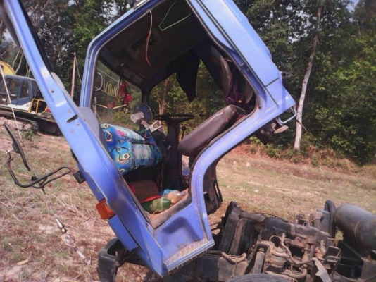 **420,000 บ.ต่อรอง///6ล้อดั้มดิน NPR-115** ขาย ISUZU NPR-115 6ล้อดั้มดิน5คิว NPR-115ห้างแท้ เกียร์ยาว วางหัวนอก(ลงเล่ม) เครื่องเดิม เกียร์เดิม เครื่องดี แน่นดี แรง เกียร์ดีไม่หลุด ช่วงล่าง คานหน้าเดิม6น็อต เฟืองท้ายใหญ่ Fหลัง คัสซีดี เสริมเหล็กบน หนาแข็งแ **420,000 บ.ต่อรอง///6ล้อดั้มดิน NPR-115** ขาย ISUZU NPR-115 6ล้อดั้มดิน5คิว NPR-115ห้างแท้ เกียร์ยาว วางหัวนอก(ลงเล่ม) เครื่องเดิม เกียร์เดิม เครื่องดี แน่นดี แรง เกียร์ดีไม่หลุด ช่วงล่าง คานหน้าเดิม6น็อต เฟืองท้ายใหญ่ Fหลัง คัสซีดี เสริมเหล็กบน หนาแข็งแ