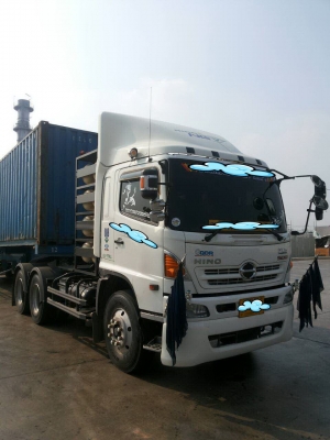 ขายดาวน์รถก๊าซ 360 แรง ปี 57 รถออกศูนย์ HINO ประกันศูนย์ยังมี ขายดาวน์รถก๊าซ 360 แรง ปี 57 รถออกศูนย์ HINO ประกันศูนย์ยังมี