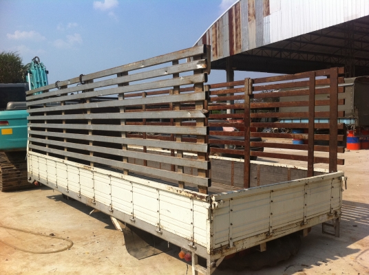 กระบะคาร์โก้ พร้อมโครงเหล็ก พร้อมใช้ สวยๆ ยกลงจาก Hino FD กว้าง 2.20 เมตร ยาว 6.00 เมตร ช่วงคัสซี 0.75 เมตร