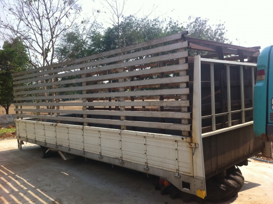 กระบะคาร์โก้ พร้อมโครงเหล็ก พร้อมใช้ สวยๆ ยกลงจาก Hino FD กว้าง 2.20 เมตร ยาว 6.00 เมตร ช่วงคัสซี 0.75 เมตร