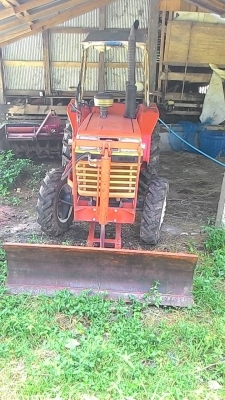 คูโบต้าL1-20 สองเพลาใบมีดผานโรตารีอุปกรณ์3ชิ้นครับรถสวยเดิมๆ125000ครับ