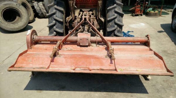 คูโบต้ารุ่นL4708ใบมีดโรตารีพร้อมเล่มทะเบียนเครื่องดีเกียดีไฮโนลิดดี