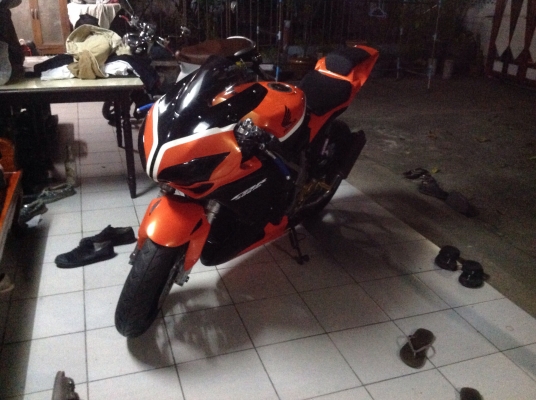 ขายnc30 แฟริ่งcbr1000 ปี08 ขายnc30 แฟริ่งcbr1000 ปี08