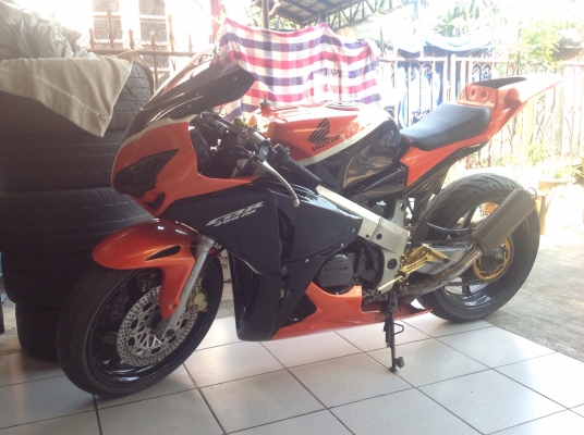 ขายnc30 แฟริ่งcbr1000 ปี08 ขายnc30 แฟริ่งcbr1000 ปี08