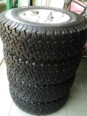 BF All 30/9.5/15 ปลายปี11  สภาพสวยๆ 1ชุด