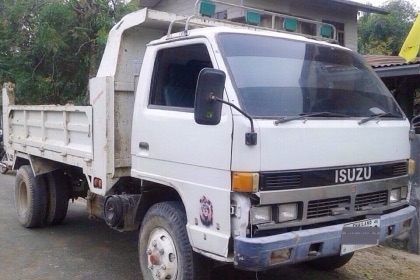 ISUZU NPR 125 HP 4BG1 หกล้อดั๊มพ์ กระบะดั๊มพ์เหล็ก 4 ตันความยาว 3.60 เมตรสภาพสวยพร้อมบรรทุกหนักได้เลย เครื่องยนต์แรงดีไม่มีเยิ้ม ภายในเก๋งคอนโซลครบพร้อม พวงมาลัยเพาเวอร์ ช่วงล่างใหญ่คัชซีไม่มีบวม คานหน้ากับเฟืองท้ายติด F ครบพร้อม ยาง 8.25 ขอบ 16 สภาพดี 65 ISUZU NPR 125 HP 4BG1 หกล้อดั๊มพ์ กระบะดั๊มพ์เหล็ก 4 ตันความยาว 3.60 เมตรสภาพสวยพร้อมบรรทุกหนักได้เลย เครื่องยนต์แรงดีไม่มีเยิ้ม ภายในเก๋งคอนโซลครบพร้อม พวงมาลัยเพาเวอร์ ช่วงล่างใหญ่คัชซีไม่มีบวม คานหน้ากับเฟืองท้ายติด F ครบพร้อม ยาง 8.25 ขอบ 16 สภาพดี 65