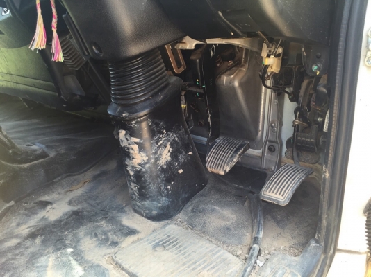 ขายรถ6ล้อดั้มพ์HINO FC9JELA เครื่อง 175แรงม้า ซีรี 500 ปี55 สนใจโทร 081-970-1072